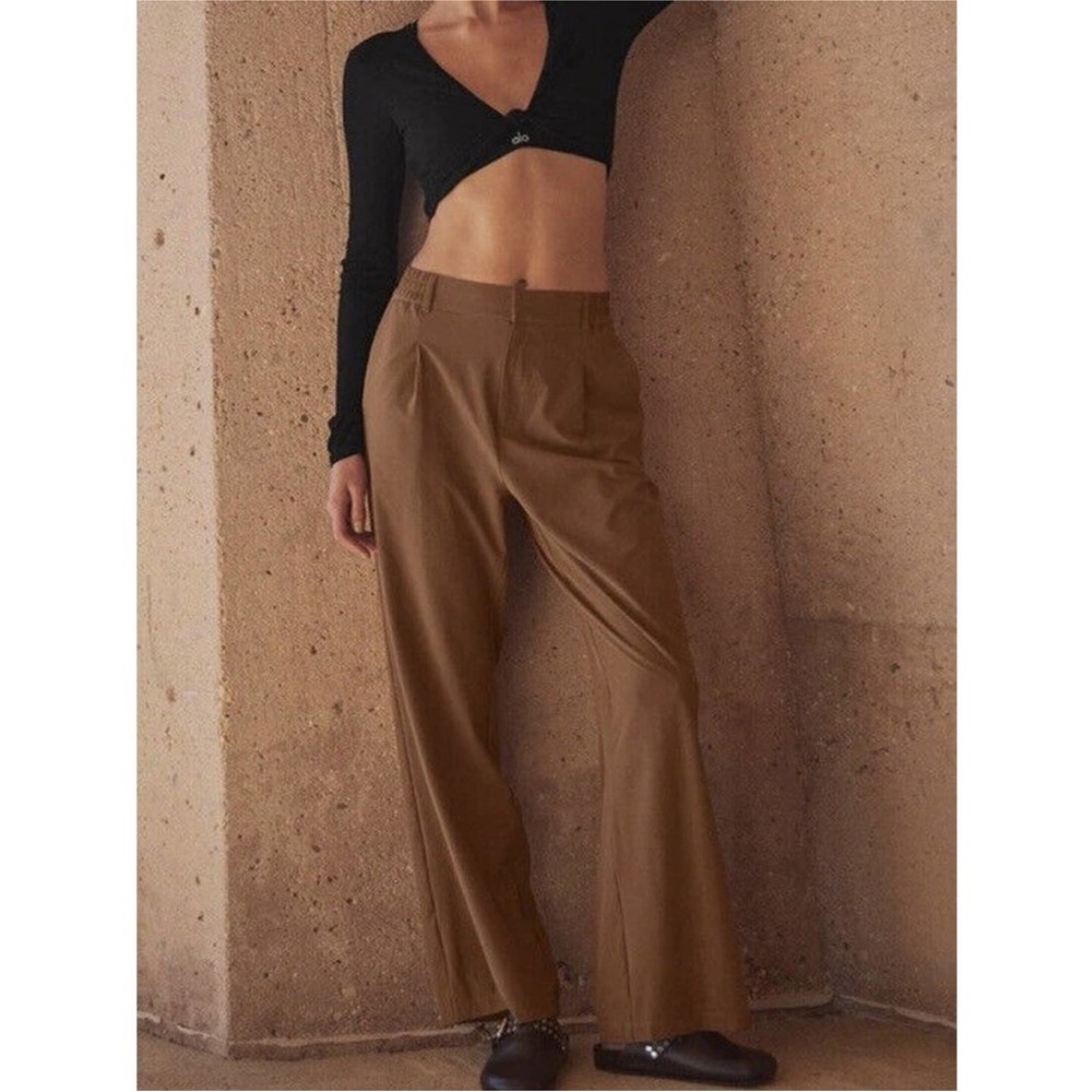 Alo Pursuit Trouser Size Xsmall Cinnamon Brown